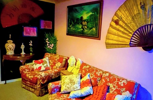 Great Yarmouth Ski Chalet | Oriental chalet in Belle Aire