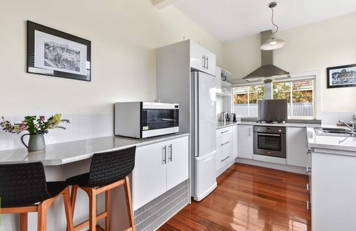 West Launceston House | Original character features