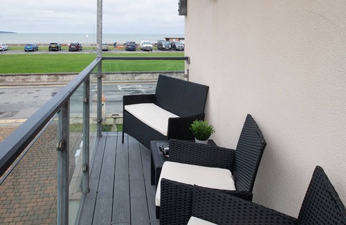 Llanfairfechan Cottage | Orme View - Two Bedroom Cottage, Sleeps 4