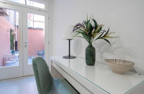 Cannaregio Apartment | Ormesini Private Courtyard Apartment
