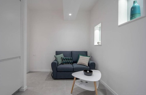 Cannaregio Apartment | Ormesini Private Courtyard Apartment