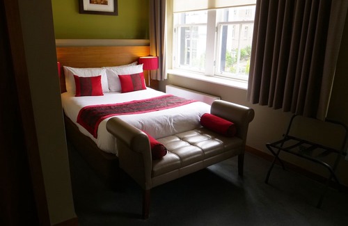 South Queensferry Hotel | Orocco Pier