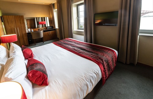 South Queensferry Hotel | Orocco Pier