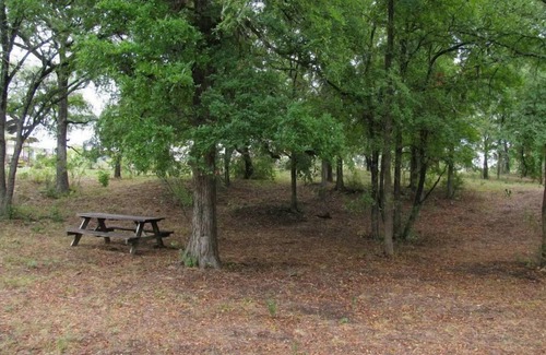 Marble Falls RV Rental | Orrasis dry tent site, PONDER