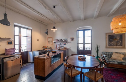 Ortigia Apartment | Ortigia/Elegant historical apartment with Sea and Roof top views