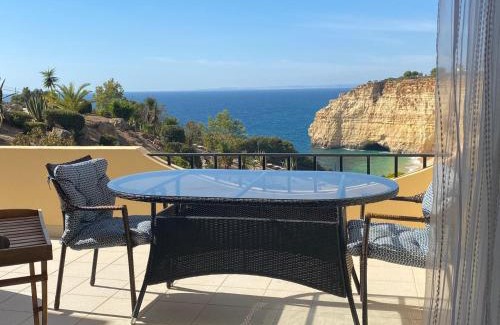Vale de Centianes Apartment | Os Reais - Apt in front of the beach in Centeanes