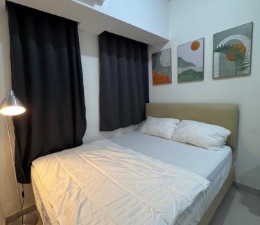 Java Apartment | Osaka Resort at Osaka Apt PIK2 with Netflix 4K TV and Wifi