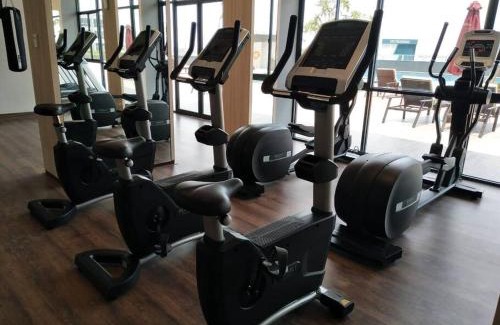 Java Apartment | Osaka Riverview Apartment PIK2 dengan kolam renang, gym dan wifi.