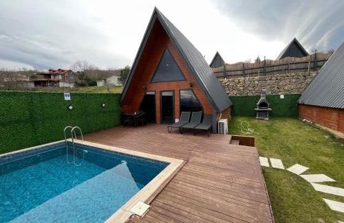 Sapanca Ski Chalet | oscardeluxebungalov