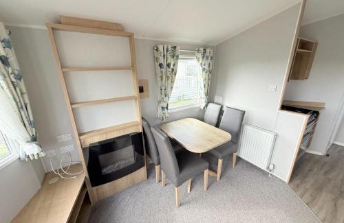 Selsey Other | Oscars Inn, West Sands, Seal Bay Resort
