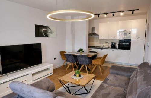 Osijek Apartment | OSIJEK SPACE CENTAR - Self Check in, Free Private Parking
