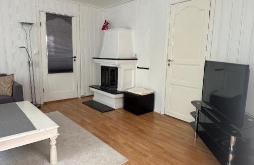 Skedsmo House | Oslo House, Nedre Kjellerstuvei, First floor, Twin Room