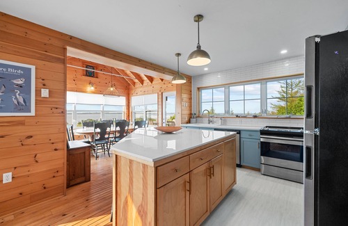 Malpeque Cottage | Osprey’s Landing - Executive Oceanfront Beach House