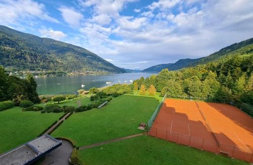Bodensdorf Apartment | Ossiacher See, Seezugang, Villach Nähe, wandern & Skifahren