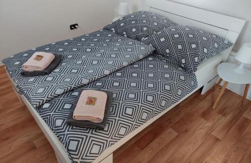 Fiefbergen Apartment | Ostsee Ferienwohnung in Schönberg inklusive 2 Leihfahrräder Self-Check-in