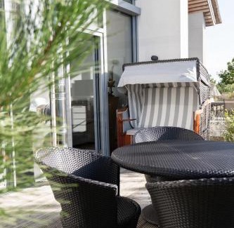 Heiligenhafen House | Ostsee - Reetdachhaus Nr 4 "Ostseeperle" im Strand Resort