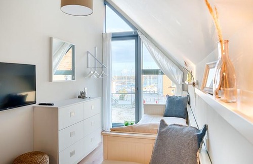 Heiligenhafen House | Ostsee - Reetdachhaus Nr 32 'Sonnendeck' im Strand Resort
