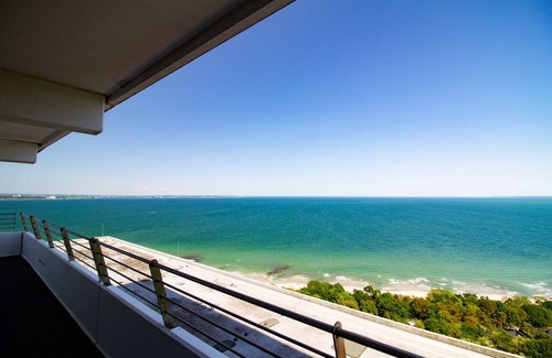 Timmendorfer Strand Apartment | Ostseeblick aus der 27. Etage Über den Timmendorfer Strand Atemberaubend!