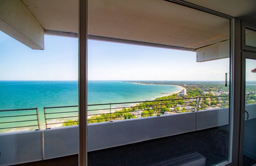 Timmendorfer Strand Apartment | Ostseeblick aus der 27. Etage Über den Timmendorfer Strand Atemberaubend!
