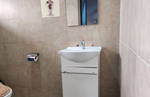 Accra House | Osvee Guest House