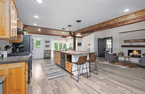 Bradley House | Otsego Château Sanctuary - Pool/Guest House/Event Venue/Pond/Fire Pit