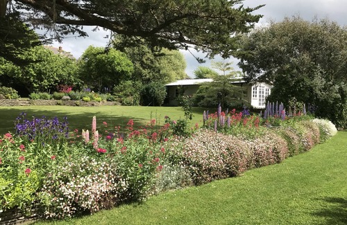 Bude Cottage | OTTERBURN HOUSE, pet friendly, character holiday cottage in Bude