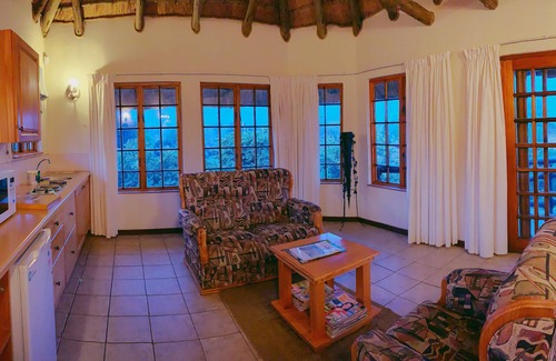 Fort Nottingham Cabin | Otters Den Self Catering Cottages