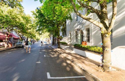 Stellenbosch Central Hotel | Oude Werf Hotel