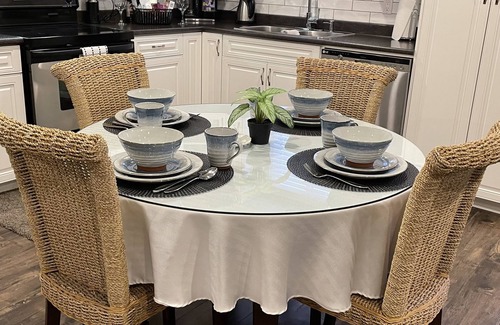 Maple Ridge House | Our BEAUTIFUL 2 Bedroom DELUXE Basement Suite w/AC & NG fireplace, Kanaka Ridge