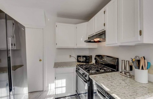 Belmont - Hillsboro House | Our cozy stone cottage is a wonderful home in a beautiful neighborhood filled with mature trees