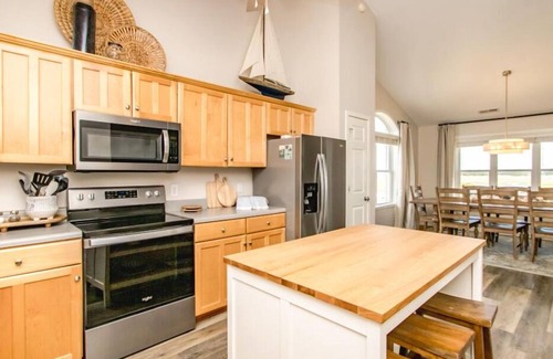 Village of Stump Sound House | Our Little Seacret - Gorgeous 3BR Home; Easy Beach Access! Community Pool!