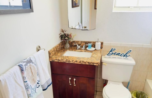 Venetian Road Settlement House | our spacious 3 bedrooms, 2 baths home in the quiet neighborhood of Venetian Road