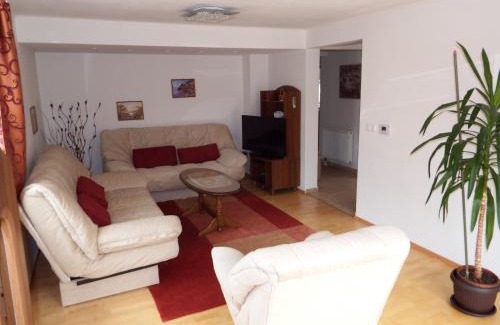Old Town Apartment | OUR WAY S apartment with two aircos and own garage