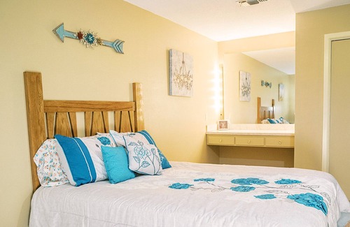 Amistad National Recreational Area House | Outdoor Enthusiast Paradise