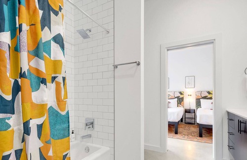 West Congress House | Outdoor Oasis with Private Pool + Spa - The Nest!