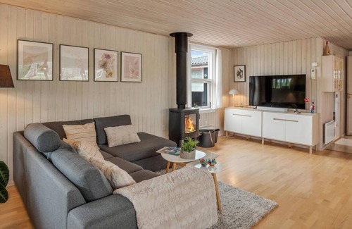 Store Kongsmark House | Outdoor wellness and proximity to the beach await you on vacation in this inviting vacation home.