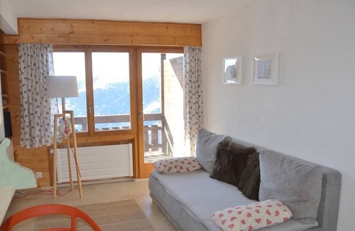 Chandolin Apartment | Outside : studio in Chandolin, for 1-2 persons, on the 2nd floor of an apartment house, elevator, s