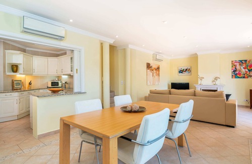 Vale do Garrao Apartment | Outstanding one bedroom apart with heated private pool in Vale do Lobo