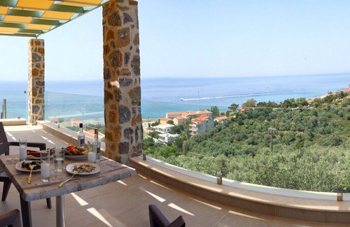 Plomari House | Ouzo Villas, 3BR villa at Ag. Isidoros Plomari Lesvos