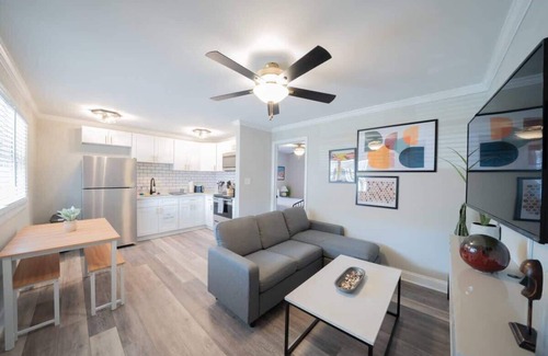 East Ocean View Apartment | OV Mosaic - Drift Suite