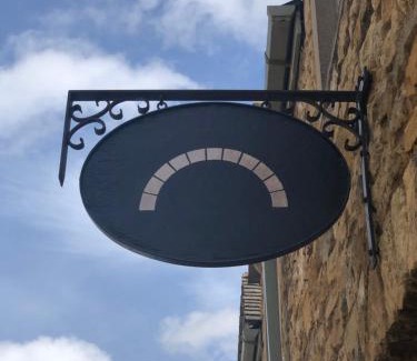 Chipping Campden House | Over The Arches, Chipping Campden