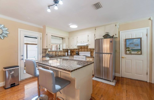 East Pensacola Heights House | Over The Hill By The Bayou- New Listing in Pensacola Heights with Pool!