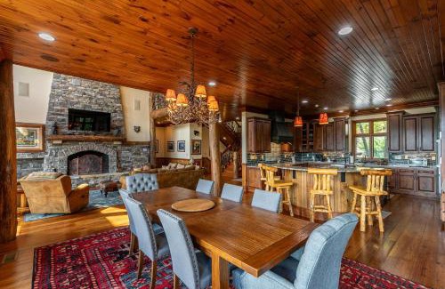 Banner Elk House | Overlook Estate in The Farm
