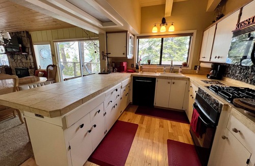 Tahoma Condo | Overlooking the lake, Tahoma, steps from the beach and pier