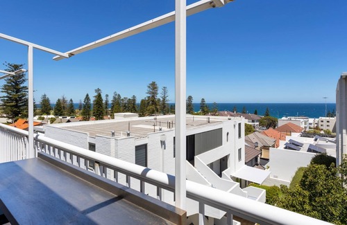 Cottesloe Apartment | Overton Gardens Apartment