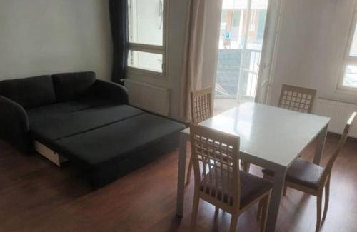 Espoo Apartment | Own Sauna, in front of Shopping mall, 15min to Center
