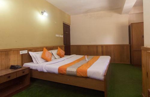 Sungava Hotel | OYO 10587 Vanjula Residency