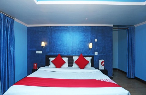 Almora Hotel | OYO 19409 Hotel Sunita And Restaurant