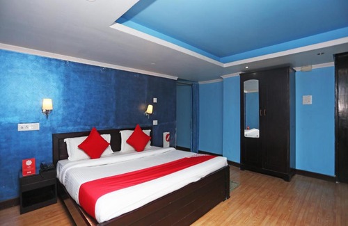 Almora Hotel | OYO 19409 Hotel Sunita And Restaurant
