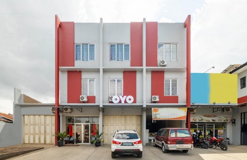 Bandung Hotel | OYO 2759 Cibeureum Residence Ii
